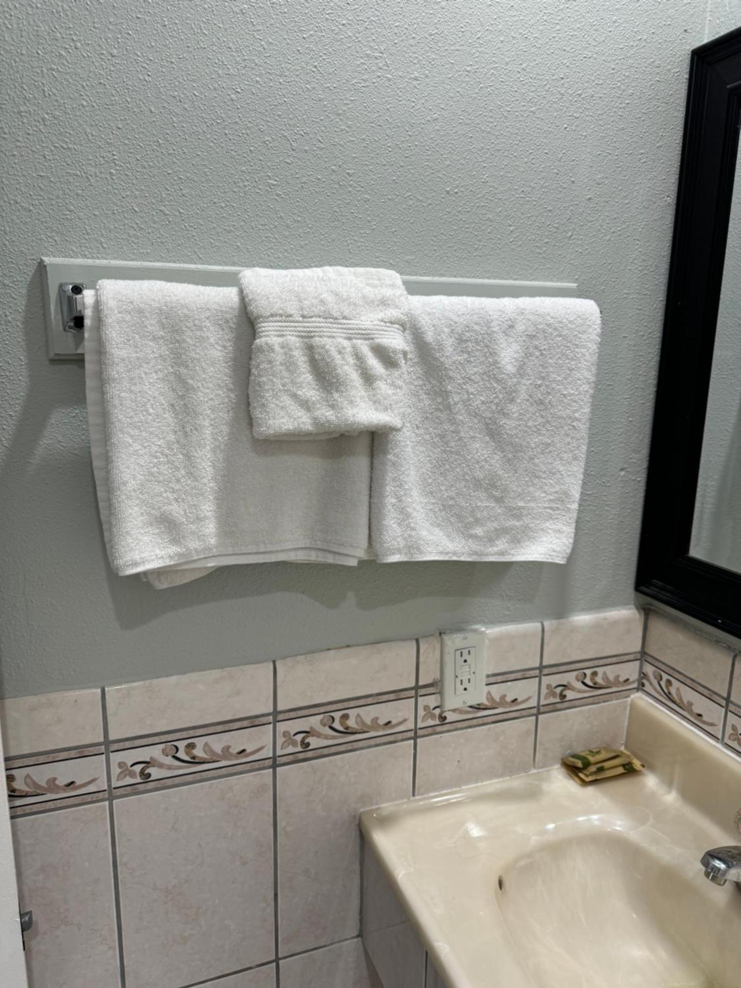 La Cienega Inn Motel Los Angeles Zewnętrze zdjęcie